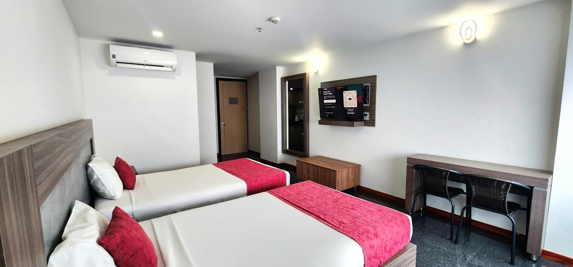 Hotel BE Suites Cali Exterior foto